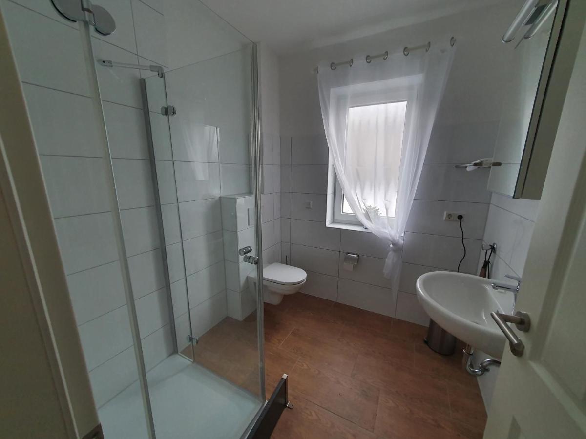 Haus Taybeerweg Apartment Aurich Exterior photo