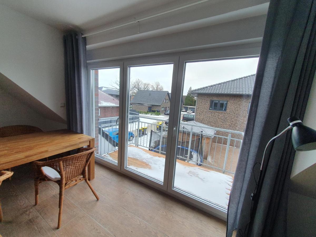 Haus Taybeerweg Apartment Aurich Exterior photo